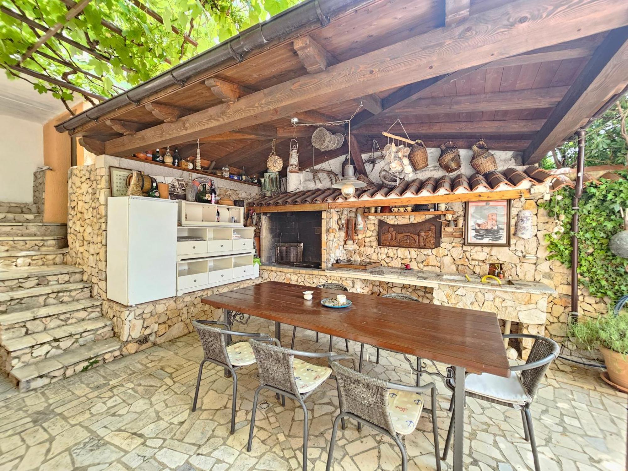 Apartments Villa Vera ノヴィ・ヴィノドロスキー エクステリア 写真